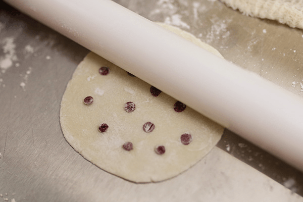 浮雕波點(diǎn)餃子怎么做好吃,浮雕波點(diǎn)餃子的做法步驟