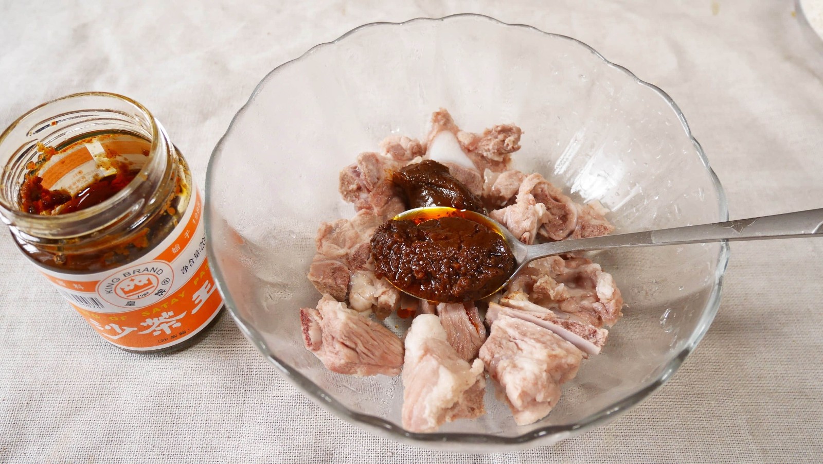 玫瑰糯米排骨怎么做好吃,玫瑰糯米排骨的做法步驟