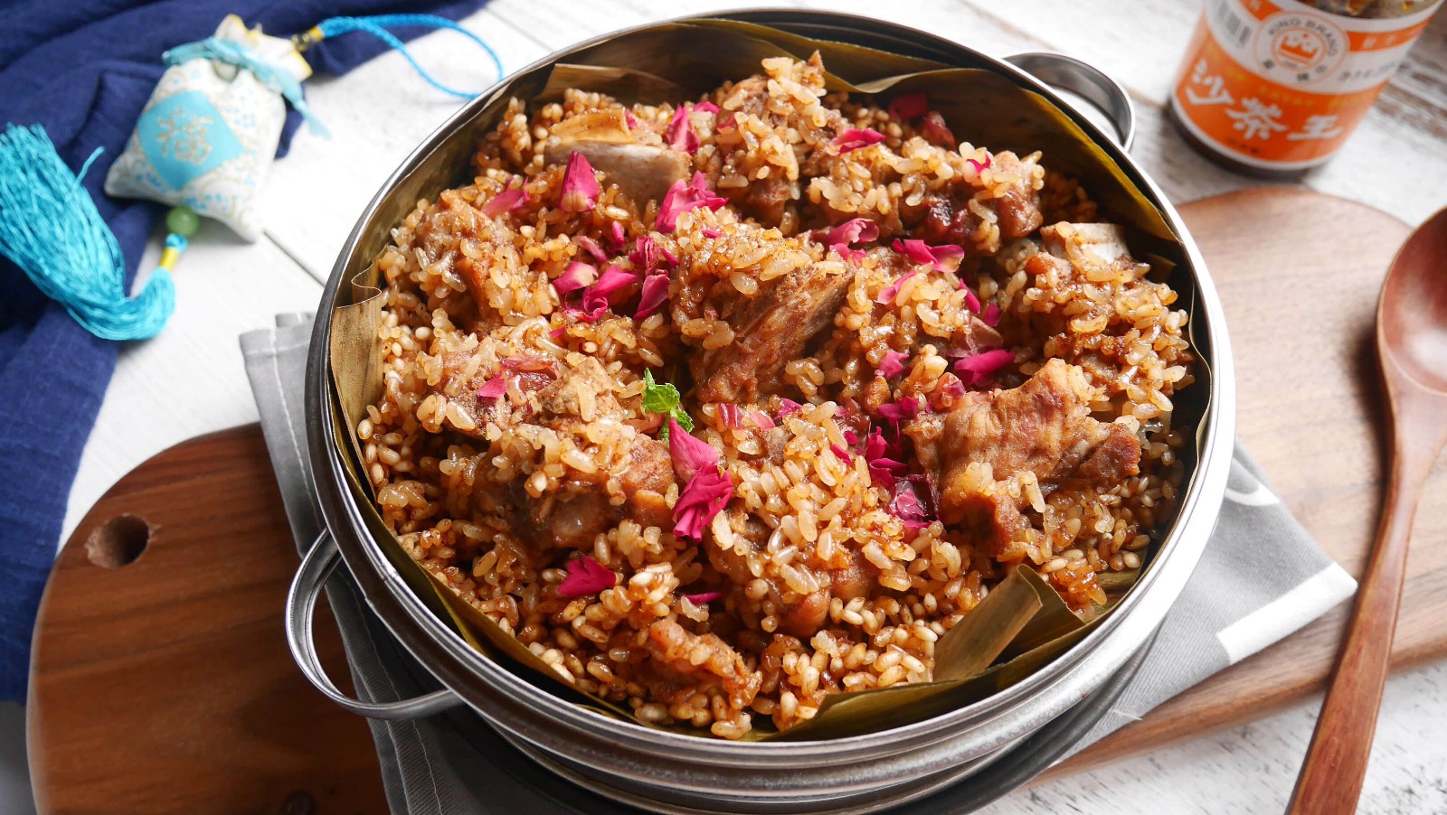 玫瑰糯米排骨怎么做好吃,玫瑰糯米排骨的做法步驟