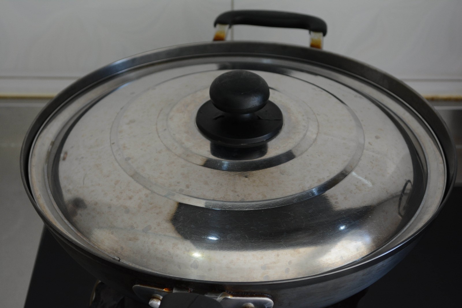 秘制雞腿飯?jiān)趺醋龊贸?秘制雞腿飯的做法步驟