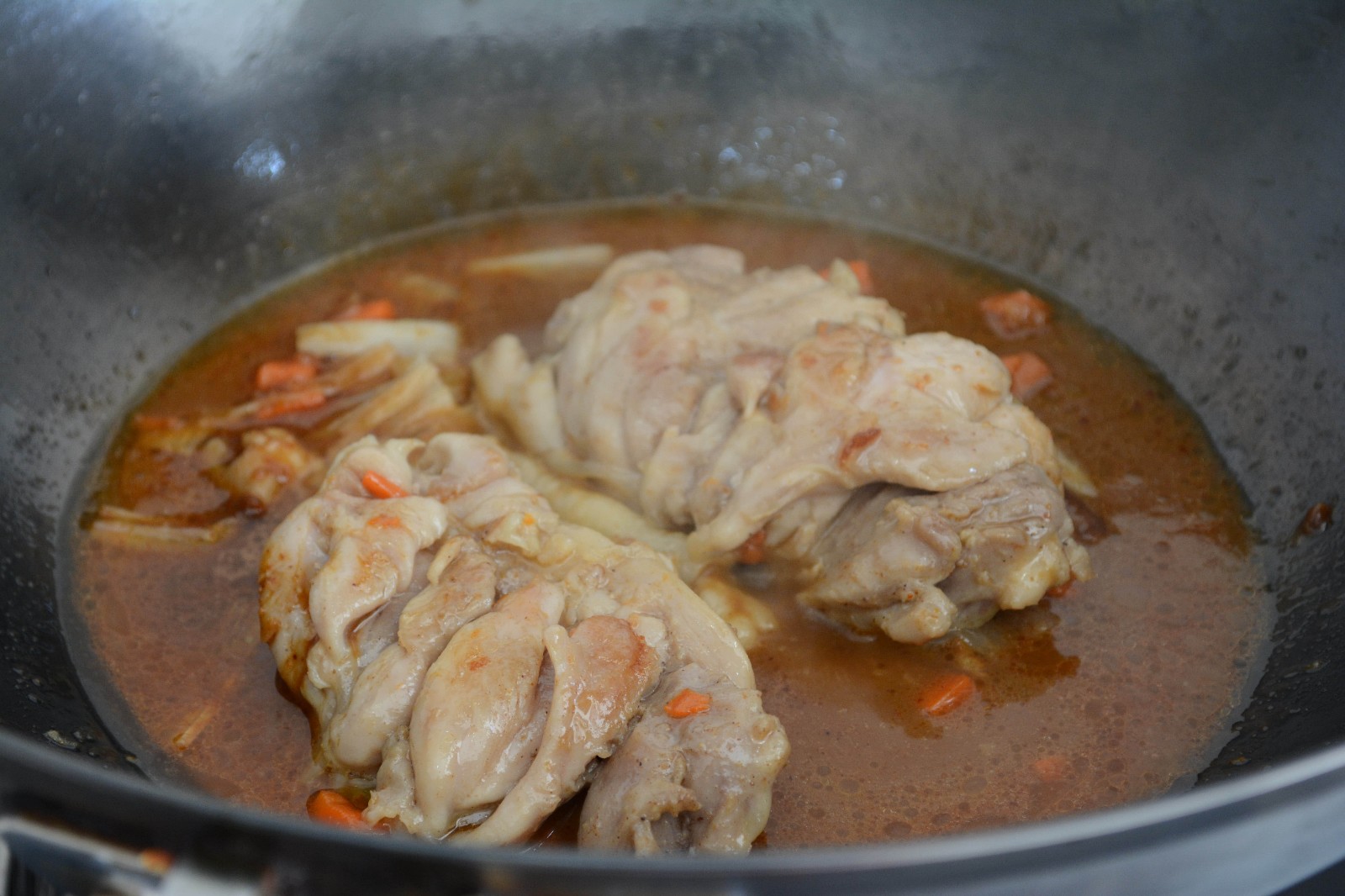 秘制雞腿飯?jiān)趺醋龊贸?秘制雞腿飯的做法步驟