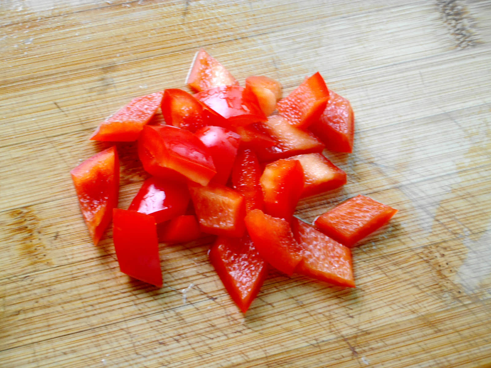 蠶豆炒雞丁怎么做好吃,蠶豆炒雞丁的做法步驟