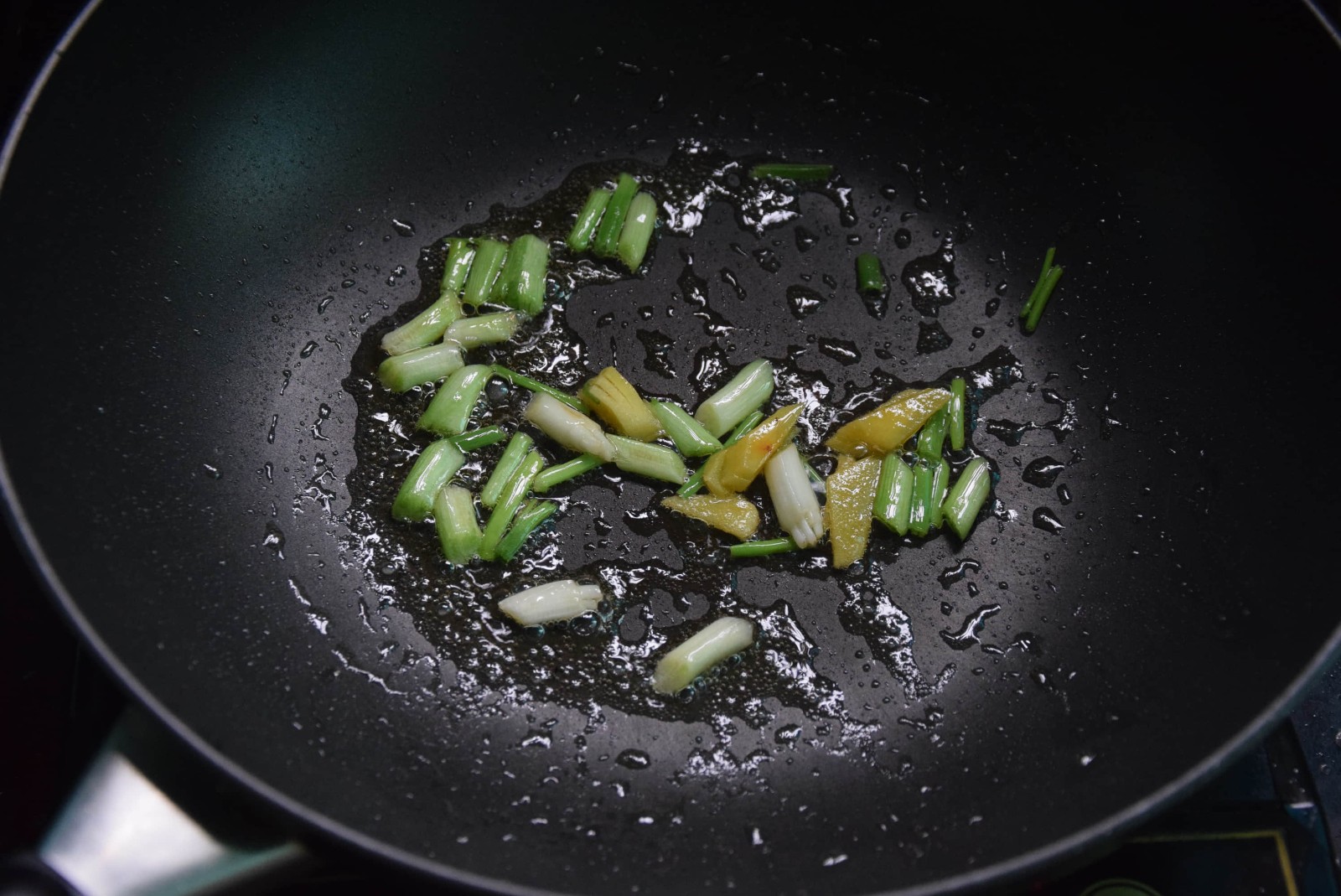 沙茶醬脆皮蝦怎么做好吃,沙茶醬脆皮蝦的做法步驟