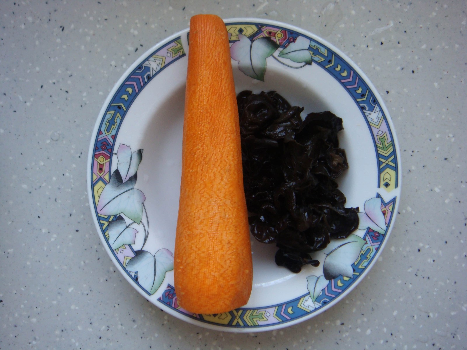 沙茶醬燒虎皮鵪鶉蛋怎么做好吃,沙茶醬燒虎皮鵪鶉蛋的做法步驟