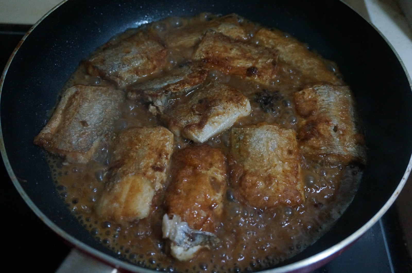 沙茶醬燜帶魚怎么做好吃,沙茶醬燜帶魚的做法步驟