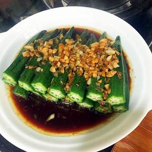 蒜蓉秋葵怎么做好吃,蒜蓉秋葵的做法步驟