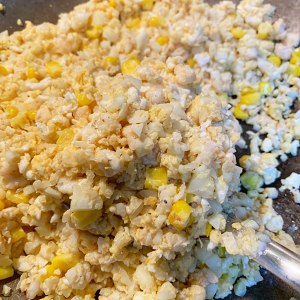 歐陽娜娜同款無米蛋炒飯?jiān)趺醋龊贸?歐陽娜娜同款無米蛋炒飯的做法步驟