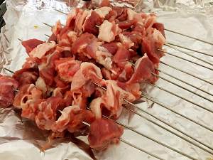 烤箱秘制烤羊肉串怎么做好吃,烤箱秘制烤羊肉串的做法步驟