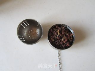 雙椒爆鴨腸怎么做好吃,雙椒爆鴨腸的做法步驟