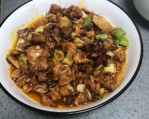 紅燒兔子怎么做好吃,紅燒兔子的做法步驟