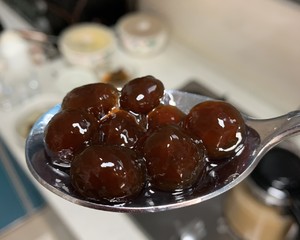 自制珍珠奶茶，好吃簡(jiǎn)單易操作怎么做好吃,自制珍珠奶茶，好吃簡(jiǎn)單易操作的做法步驟