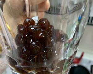 自制珍珠奶茶，好吃簡(jiǎn)單易操作怎么做好吃,自制珍珠奶茶，好吃簡(jiǎn)單易操作的做法步驟