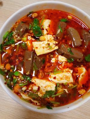 超級好吃的鴨血豆腐怎么做好吃,超級好吃的鴨血豆腐的做法步驟