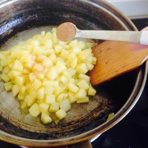 蘋(píng)果派怎么做好吃,蘋(píng)果派的做法步驟