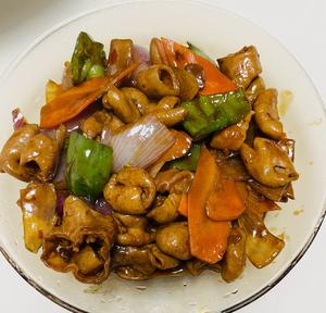 紅燒肥腸，這么做比賣的還好吃，簡單易做味道棒！怎么做好吃,紅燒肥腸，這么做比賣的還好吃，簡單易做味道棒！的做法步驟