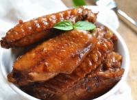 可樂(lè)雞翅怎么做好吃，正宗可樂(lè)雞翅的家常做法