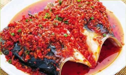 正宗剁椒魚(yú)頭的做法教學(xué)視頻的做法視頻,正宗剁椒魚(yú)頭的做法教學(xué)視頻怎么做好吃
