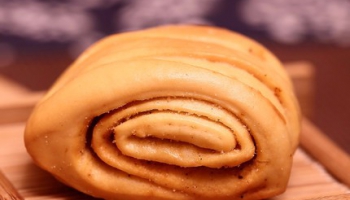 榮欣堂烤花卷面包