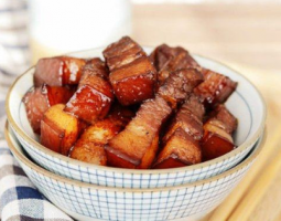 紅燒肉怎么做好吃,紅燒肉的家常做法的做法視頻,紅燒肉怎么做好吃,紅燒肉的家常做法怎么做好吃