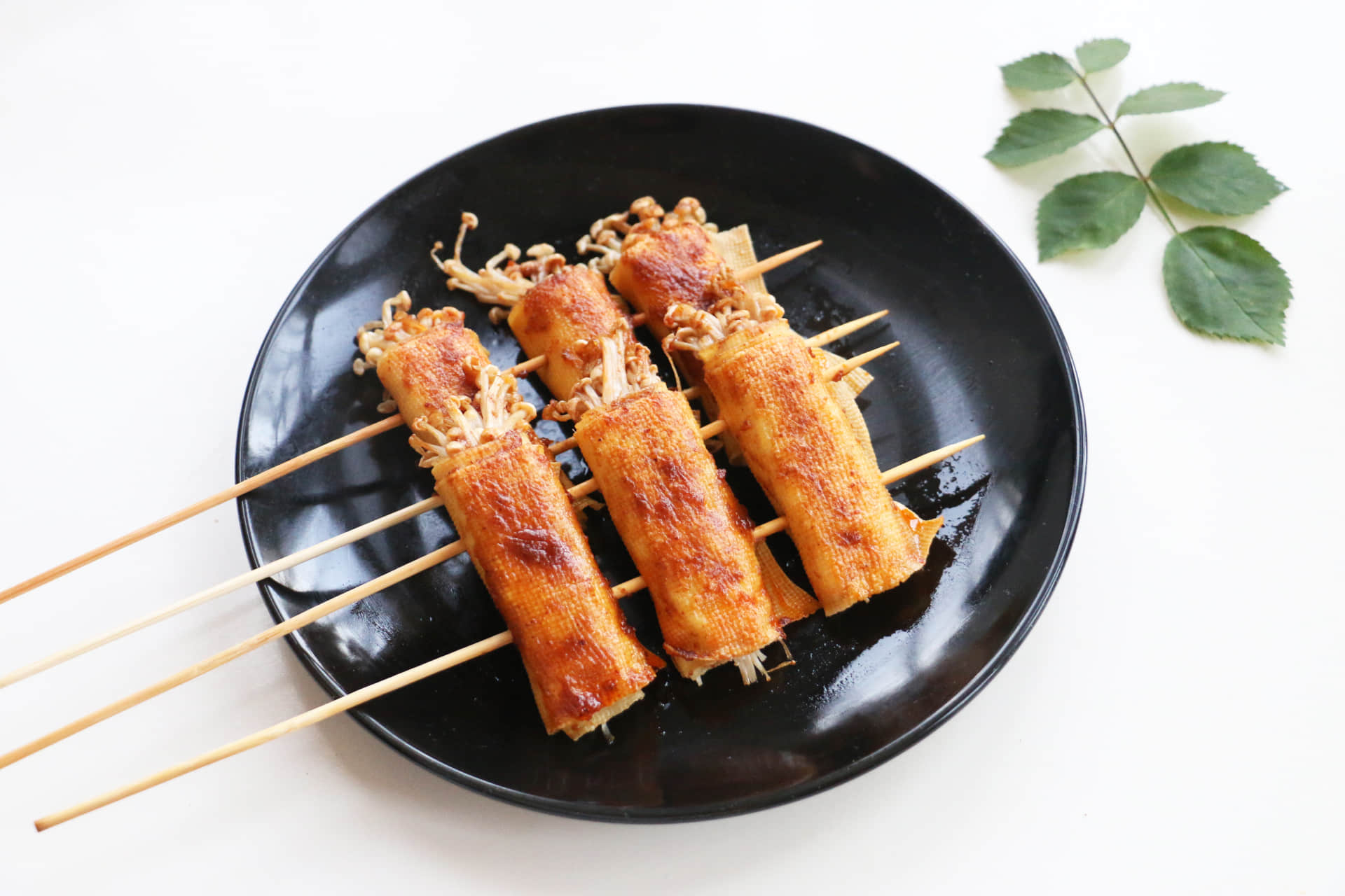 沙茶香煎豆皮金針菇卷怎么做好吃,沙茶香煎豆皮金針菇卷的做法步驟