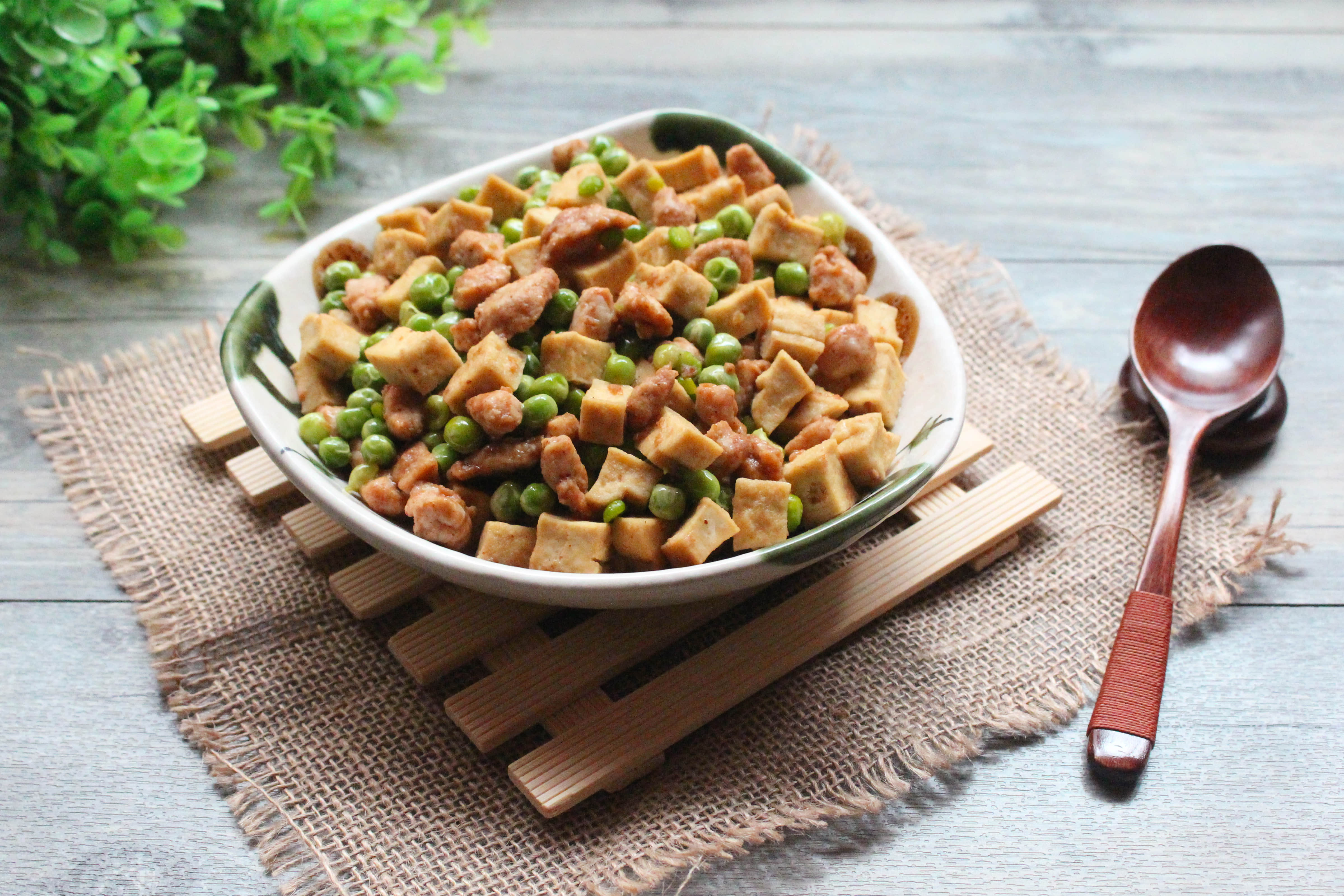 沙茶醬爆炒三丁怎么做好吃,沙茶醬爆炒三丁的做法步驟