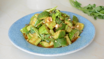 拍黃瓜怎么做好吃,拍黃瓜的做法步驟