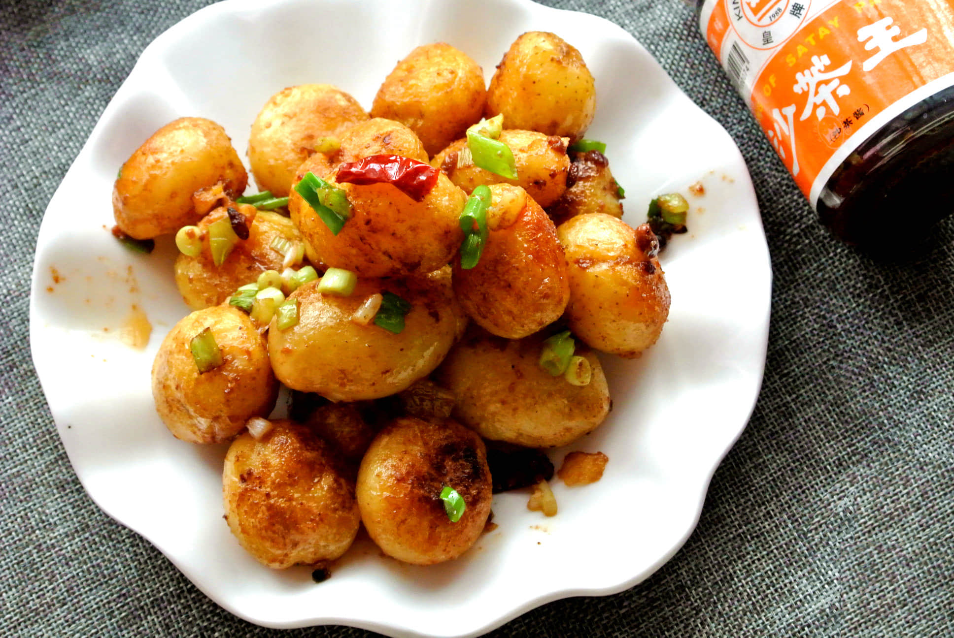 香煎小土豆怎么做好吃,香煎小土豆的做法步驟