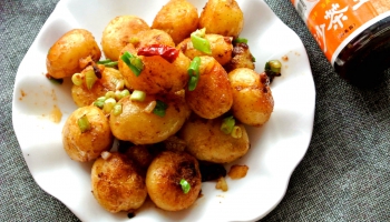 香煎小土豆怎么做好吃,香煎小土豆的做法步驟