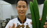 美食作家王剛教你：“涼拌青瓜”的家常做法視頻，爽脆開胃