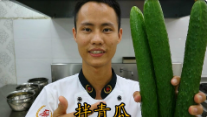 美食作家王剛教你：“涼拌青瓜”的家常做法視頻，爽脆開胃的做法視頻,美食作家王剛教你：“涼拌青瓜”的家常做法視頻，爽脆開胃怎么做好吃