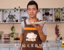 小彪美食: 教你蒜爆大蝦, 做法簡單又美味, 吃一次就忘不掉!的做法視頻,小彪美食: 教你蒜爆大蝦, 做法簡單又美味, 吃一次就忘不掉!怎么做好吃