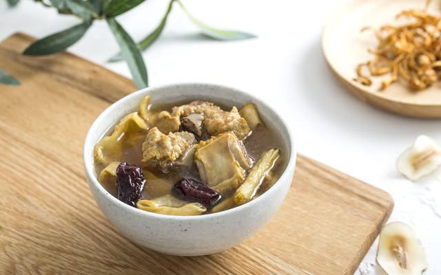 冬蟲夏草滋補燉湯的做法步驟圖,冬蟲夏草滋補燉湯怎么做怎么做好吃,冬蟲夏草滋補燉湯的做法步驟圖,冬蟲夏草滋補燉湯怎么做的做法步驟