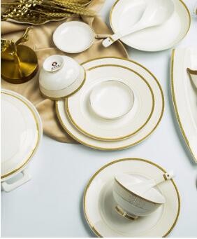 景德鎮(zhèn)高檔歐式骨瓷餐具套裝