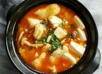 龍利魚豆腐煲怎么做好吃,龍利魚豆腐煲的做法步驟圖