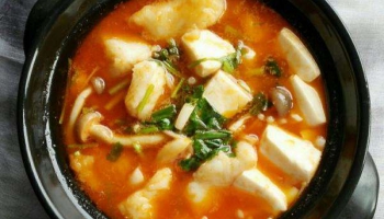 龍利魚(yú)豆腐煲怎么做好吃,龍利魚(yú)豆腐煲的做法步驟圖怎么做好吃,龍利魚(yú)豆腐煲怎么做好吃,龍利魚(yú)豆腐煲的做法步驟圖的做法步驟