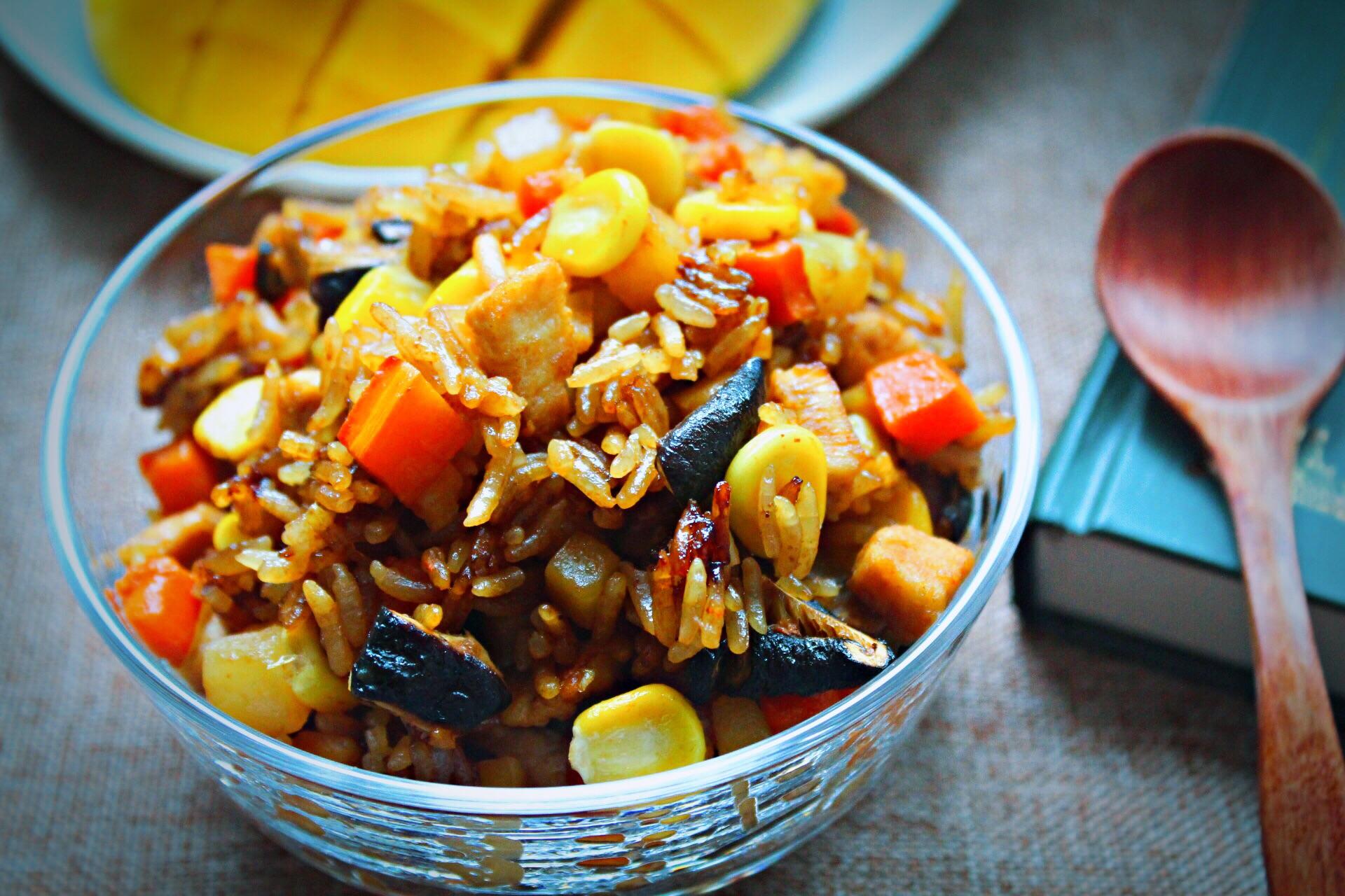 電飯鍋土豆?fàn)F飯的做法步驟圖,電飯鍋土豆?fàn)F飯?jiān)趺醋龊贸栽趺醋龊贸?電飯鍋土豆?fàn)F飯的做法步驟圖,電飯鍋土豆?fàn)F飯?jiān)趺醋龊贸缘淖龇ú襟E