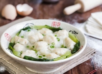 鮮肉小餛飩的做法步驟圖,含調(diào)餡+餛飩包法怎么做好吃,鮮肉小餛飩的做法步驟圖,含調(diào)餡+餛飩包法的做法步驟