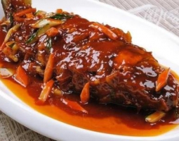 糖醋鯉魚(yú)的做法視頻,糖醋鯉魚(yú)怎么做好吃
