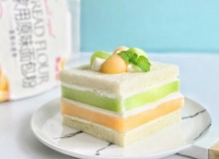 雙色蜜瓜奶油面包怎么做好吃,雙色蜜瓜奶油面包的做法步驟