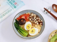 番茄蘑菇面怎么做好吃,番茄蘑菇面的做法步驟