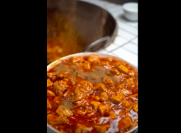 小廚娘教你做紅燒豆腐腦花，太下飯了的做法視頻,小廚娘教你做紅燒豆腐腦花，太下飯了怎么做好吃