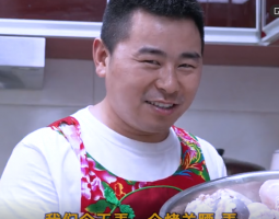 超小廚20個(gè)羊腰做燒烤，媳婦氣的要分開吃飯的做法視頻,超小廚20個(gè)羊腰做燒烤，媳婦氣的要分開吃飯?jiān)趺醋龊贸? class=