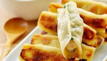 三鮮鍋貼怎么做好吃,三鮮鍋貼的做法步驟