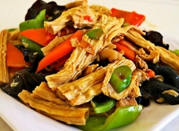 木耳炒腐竹怎么做好吃,木耳炒腐竹的做法步驟