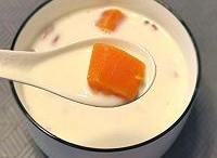 牛奶燉木瓜怎么做好吃,牛奶燉木瓜的做法步驟