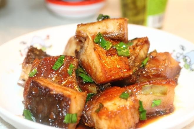 超級(jí)下飯的香煎臘魚(yú)怎么做好吃,超級(jí)下飯的香煎臘魚(yú)的做法步驟