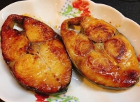 香煎馬鮫魚(yú)怎么做好吃,香煎馬鮫魚(yú)的做法步驟