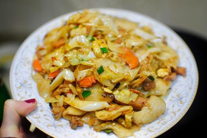 大排檔風(fēng)味炒年糕怎么做好吃,大排檔風(fēng)味炒年糕的做法步驟