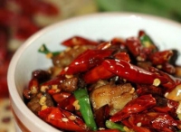 辣子雞丁怎么做好吃,辣子雞丁的做法步驟